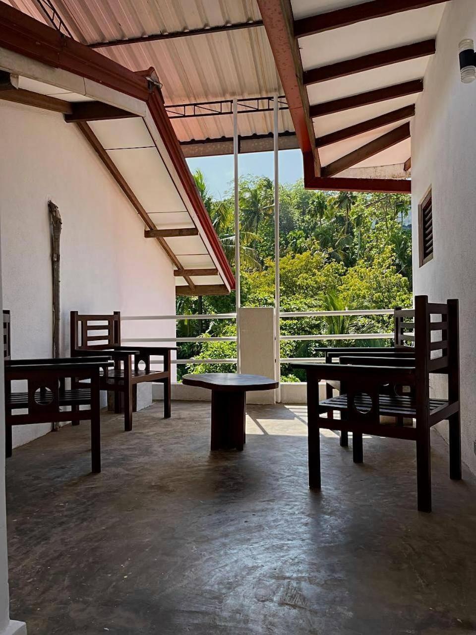 Riverside Cabanas Mirissa Exteriér fotografie